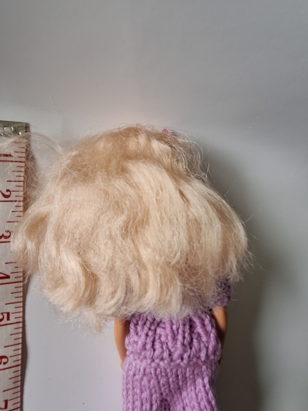 Barbie With Lilac Knit Outfit - Picture 4 of 5